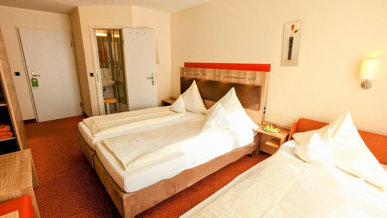 Ambient Hotel Am Europakanal Fürth Kültér fotó