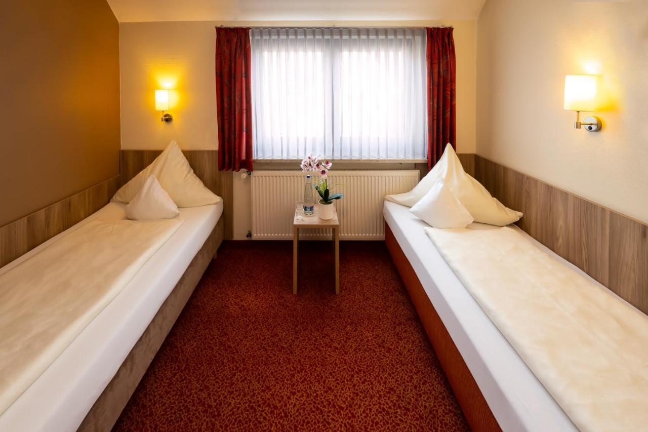 Ambient Hotel Am Europakanal Fürth Kültér fotó
