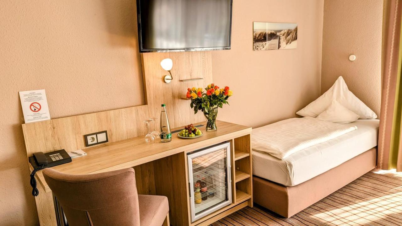 Ambient Hotel Am Europakanal Fürth Kültér fotó